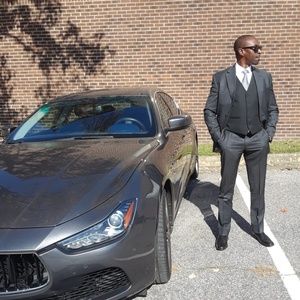 Meet your Posher, Charles